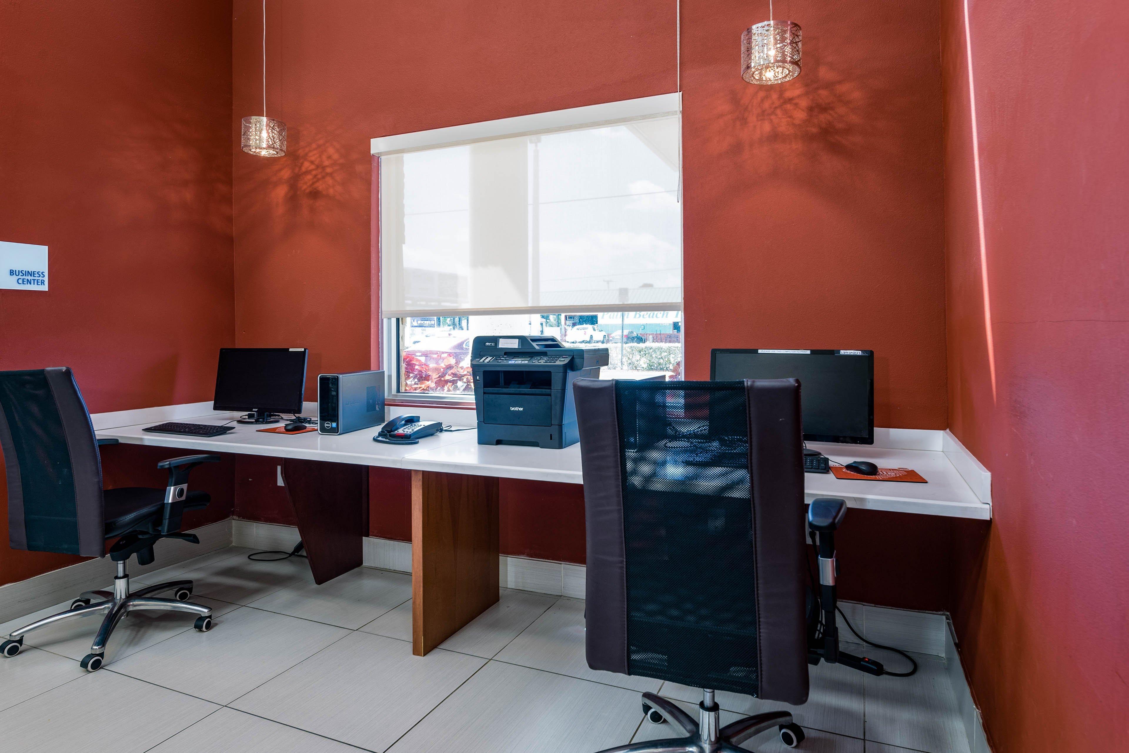 Holiday Inn Express & Suites Lantana By Ihg Kültér fotó